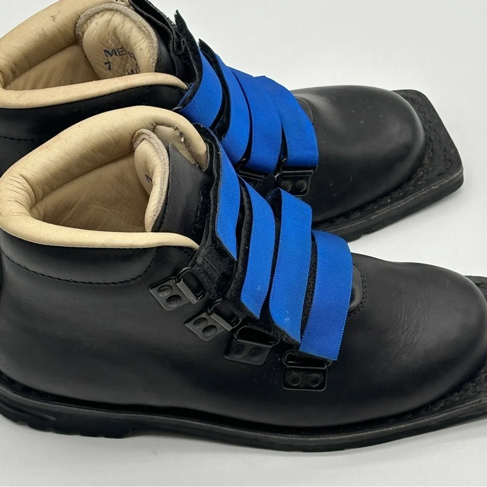 MERRELL All Leather 75 mm 3-Pin Nordic Backcountry Telemark Ski Boots Womens 7‎